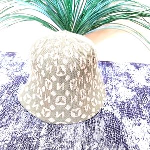 SUKI LANGDON N.Y. BUCKET HAT NWOT!